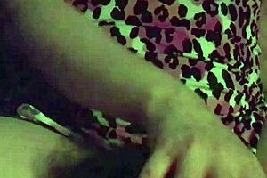 i lick fuschia leopard's pussy close up