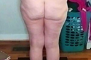 Hot Mature Stretches Pussy During Morning Yoga?