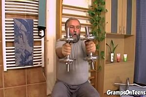 Petite teen 18+ FUCKS grandpa at the gym in doggystyle