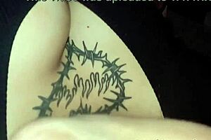 Seeing my best friend watch porn tiktoks gets me hot and she sucks me