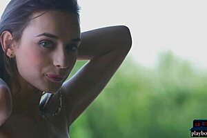 Perfect Milf Gloria Sol Strips Outdoors And Shows Off!