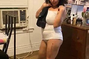 Anna maria mature latina enjoys her favorite activities