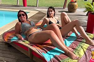 vanessa and candie getting naughty before the trio