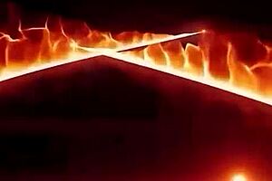 Lisa Tiffian gets her ass rammed by Rome Major in fishnets! 😏