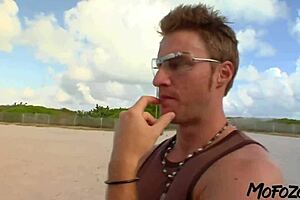 18 Year Old Amateur Getting Her Mouth Fucked On Mofozo Com 😘