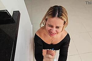 Colombian blonde milf sucks dick in homemade pov