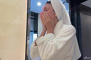 pillow booty pawg milf feels huge bbc pleasure in florida