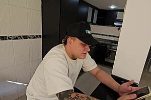 Colombian blonde milf sucks dick in homemade pov