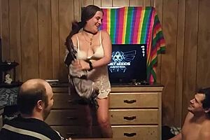 tribute to vannah, wanna see me worship her curves with my tongue and more?