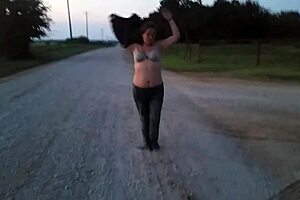 tribute to vannah, wanna see me worship her curves with my tongue and more?