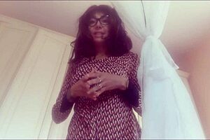 21Sextreme Mature Masseur Finishes Cheating Husband's Massage With Cum-Filled Handjob