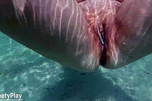 Mature curvy milf gets underwater creampie in tight pussy. Cum spills inside during steamy homemade fun.