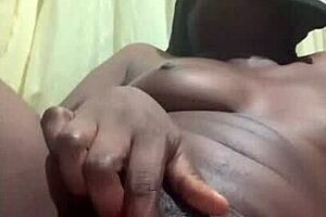 Young Babe Controls Her Pussy Alone