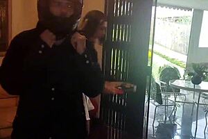 lenev8 fucks delivery guy for free pizza and swallows cum