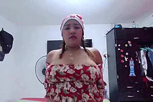 Hungry Dude Hammers Beautys Cunt Doggystyle!