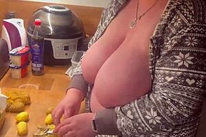 two big boobs in the kitchen, european milf and chubby amateur handjob fun