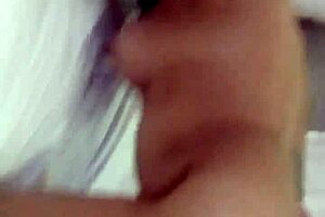 Sexo y masturbación muuuuuy rico, the latina housewife riding her husband hard.