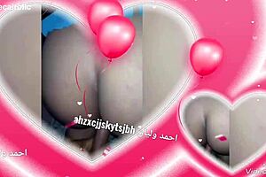 arab milf wife showcases her big ass in a narrative