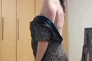 Hot South African babe strips naked on webcam, shows sexy body ready for teen student POV 😏