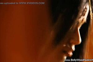 Indian MILF Dances Nude in Erotic Dreams 😍