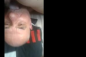 老男人潜入成熟阴道舔逼