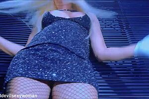 Hot Blonde's Tasty Ass