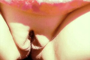 Mature cougar flashes her huge cunt and big pussy lips in exhibitionist scene