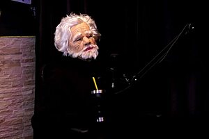 D� Oportunidade Para F�s N�o Grava Fetiches Nojentos Deu Pra Um Ex Disse Suas Comidas Favoritas E Quem Pegaria - Belinha Baracho Watch On Sheer Red