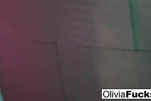 Super Sexy Olivia Austin Teases In The Shower