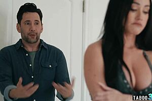 I consoled and fucked my petite milf roommate Jennifer White