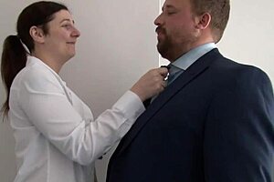 Estate agent lets tenant have house with no deposit