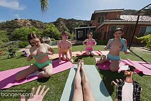 i'm in vr bangers super hot sex with 4 sexy collegegirls pt2