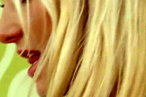 Susan Snow's sweet cunt licked before sucking cock and getting fucked