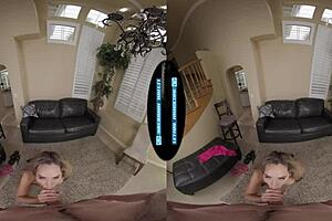 Flexible spanish milf performs in leggings before action - lethalhardcorevr