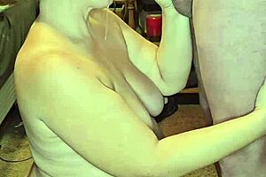 Blowjob mit Facial für schwangere Ehefrau.