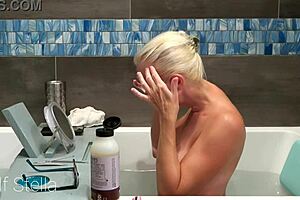 bathing with stella e01 pussy shaving and body shaving - milf stella