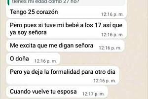 I snapped photos of Doña Mary in tight leggings at the gym. Latina milf with an amazing ass.