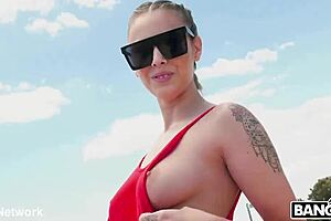 Lya takes bold risks with steamy action on a public bench