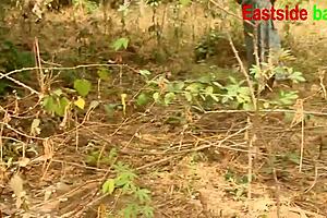 BBW Eastsidebabe Insists On Outdoor Fuck!