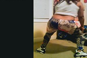 Black MILF Drops That Azz and Pussy in Intense Anal Action