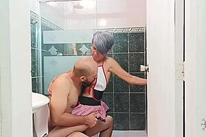 My Stepbrother's Cock Hardens Seeing Me Clean 😍