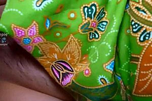 Thai woman enjoys tight pussy pounding