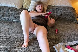 Granny Carmen Masturbates With Vibrator On Flag Day