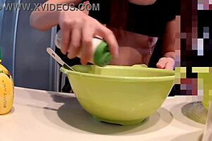 変態貧乳ヤリマン不倫人妻の中出し三昧の２日間。part3【素人中出しハメ撮り】舞30代中出し大好きパイパン主婦。