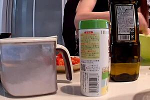 変態貧乳ヤリマン不倫人妻の中出し三昧の２日間。part3【素人中出しハメ撮り】舞30代中出し大好きパイパン主婦。