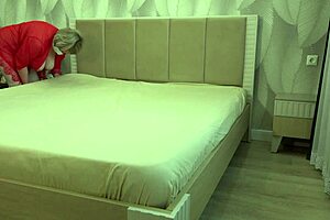 Home Camera Catches Chubby Mature Housewife Masturbating on Bed Sheets