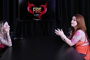 Ruiva Safada Mostra Seus Enormes Peitos - Isadora Closel