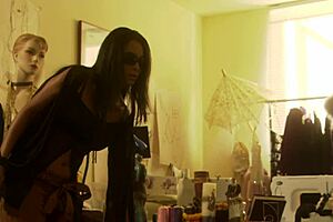 Lesbo Fuck Over The Rain?