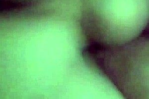 Husband makes wet pussy squirt