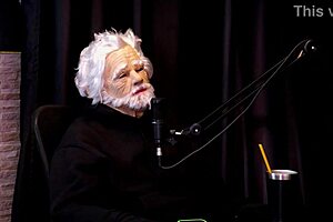 Morena stripper shows her beautiful tits and tight pussy after talking about clubs